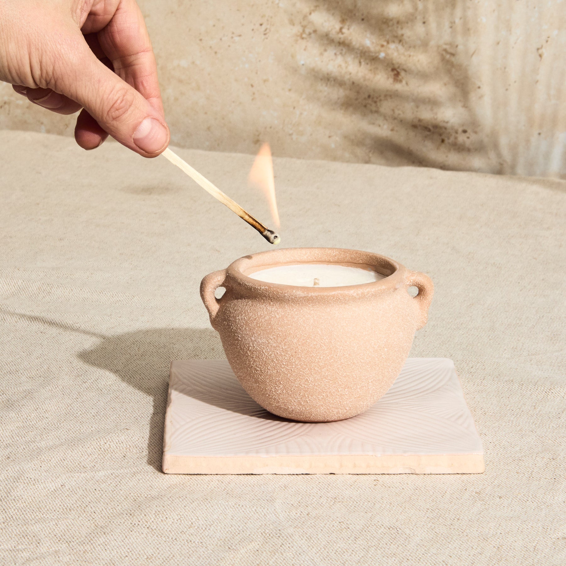 Marrakesh Sandstone Pottery Candle - Myrrh & Tonka