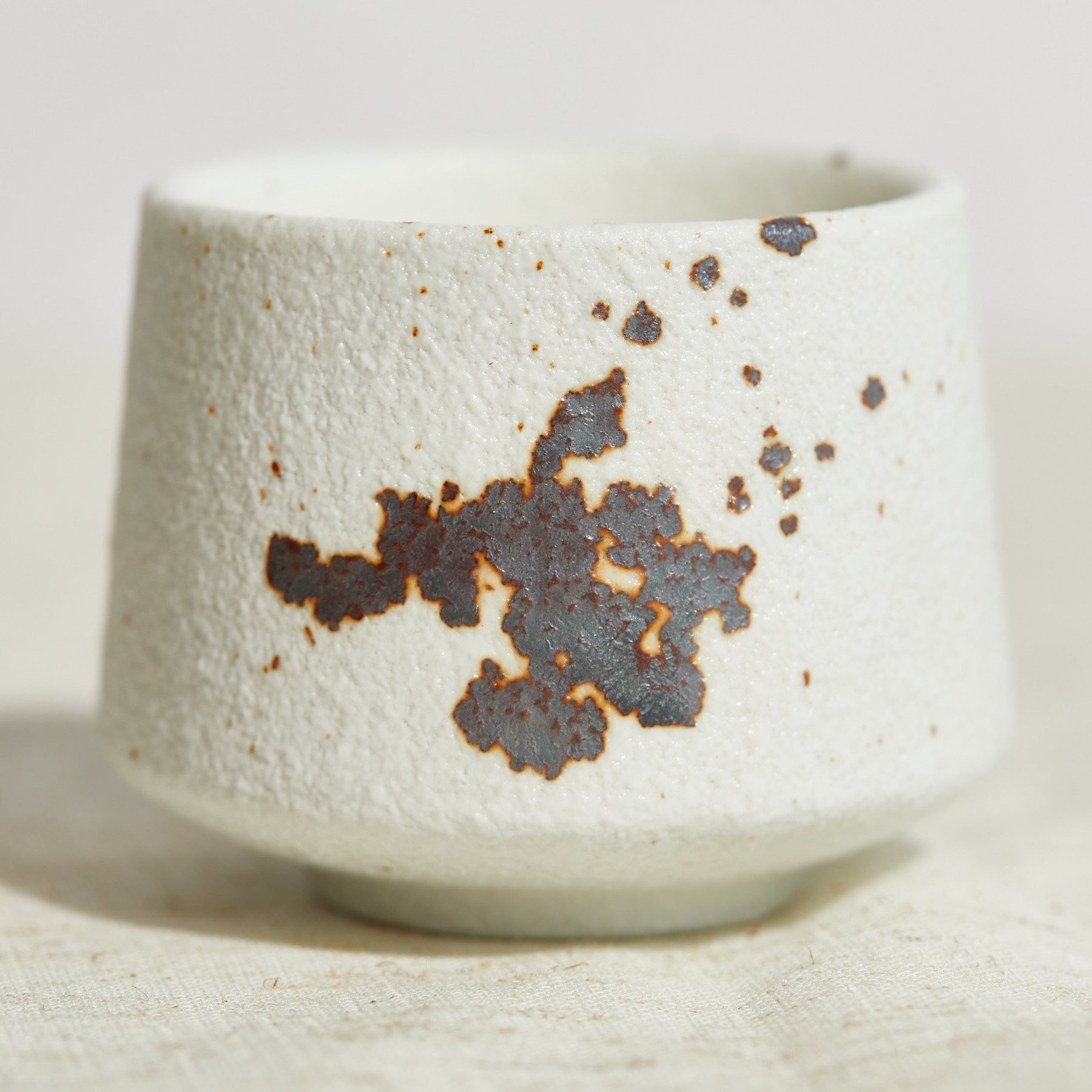 St Ives: Harlyn Candle - Sea Moss & Sandalwood