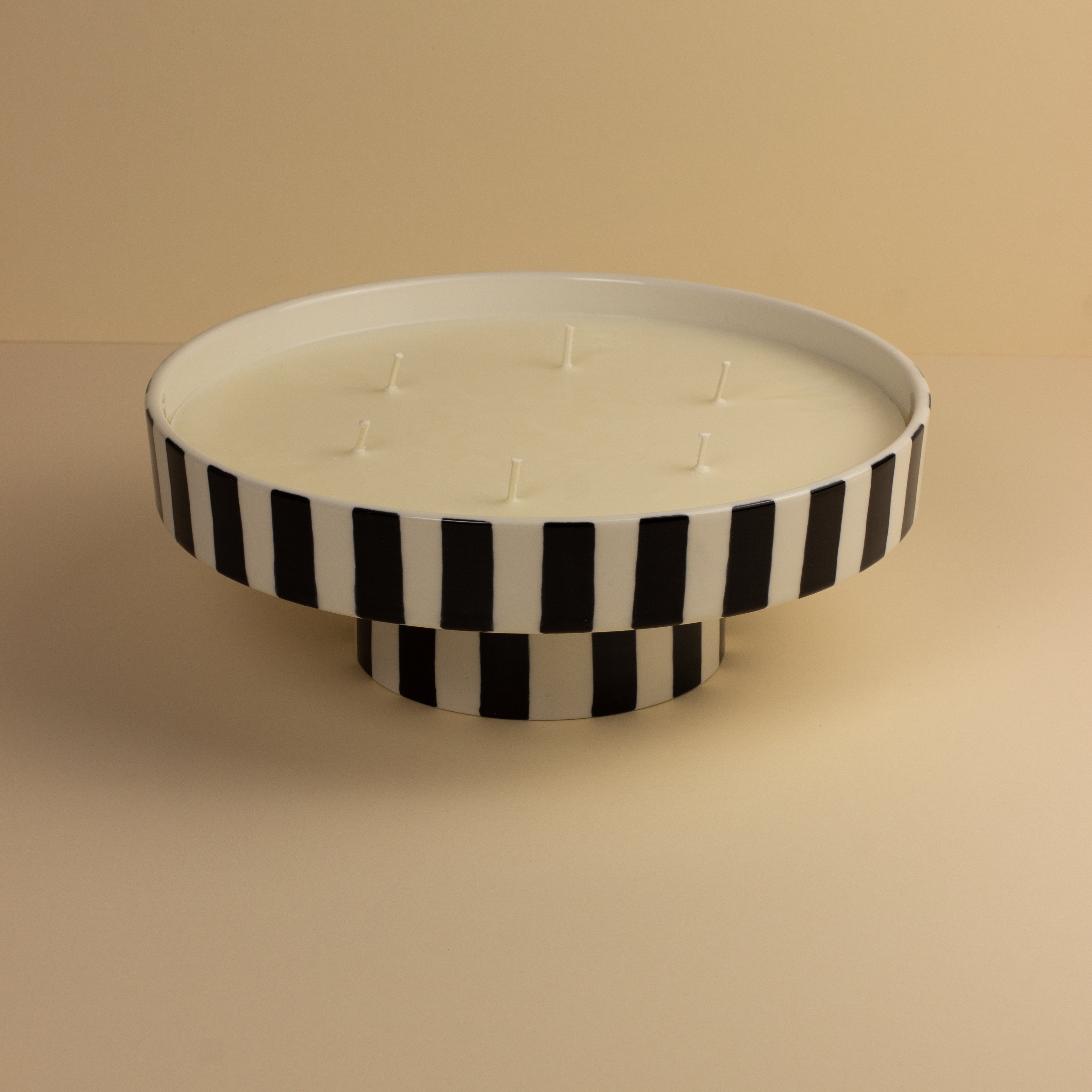 Marrakesh: Large Pedestal Candle - Myrrh & Tonka