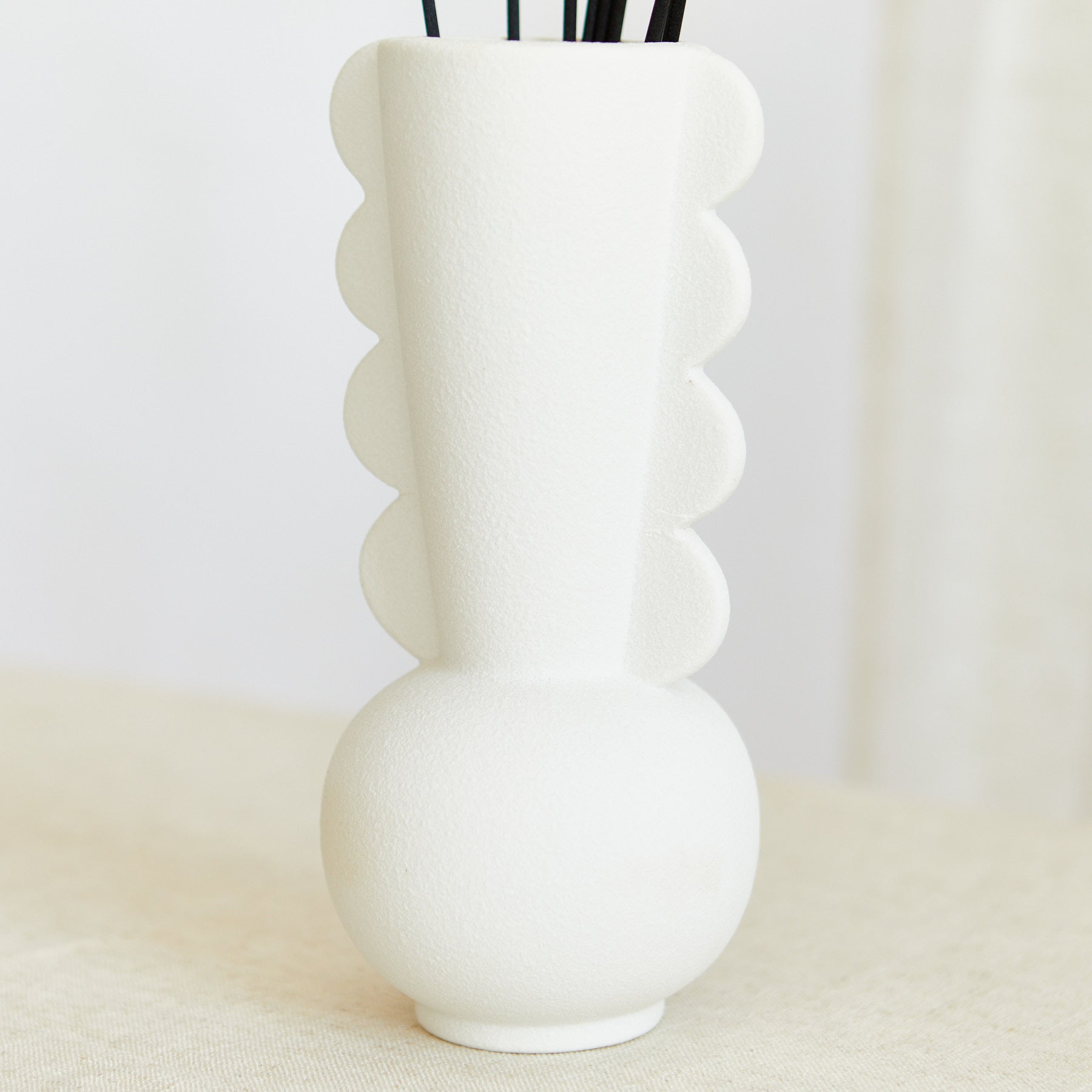 Scandi: Oslo Bjerke Statement Reed Diffuser - Activated Charcoal & Matcha