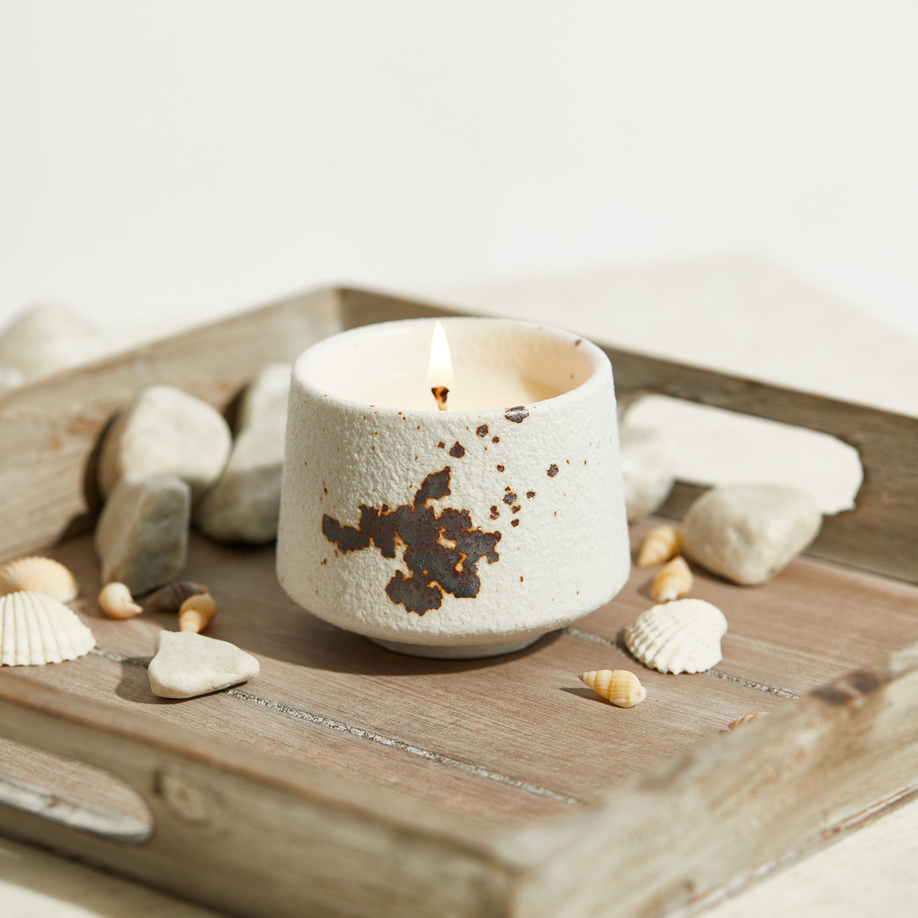 St Ives: Harlyn Candle - Sea Moss & Sandalwood