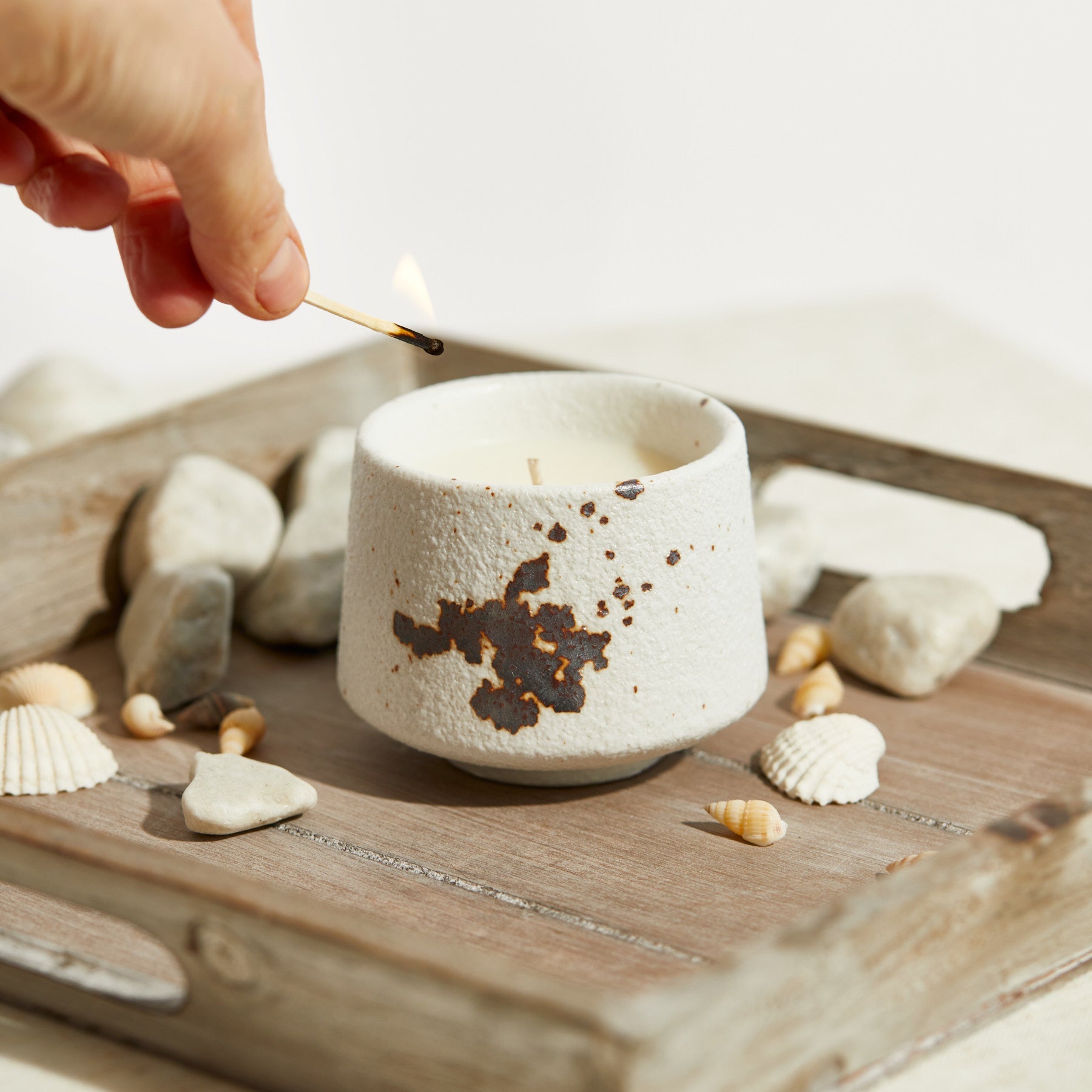 St Ives: Harlyn Candle - Sea Moss & Sandalwood